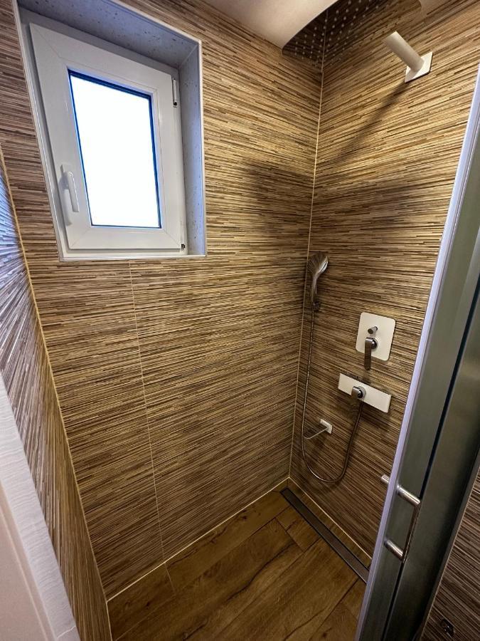 Apartman Veronika Vrsi Exterior photo
